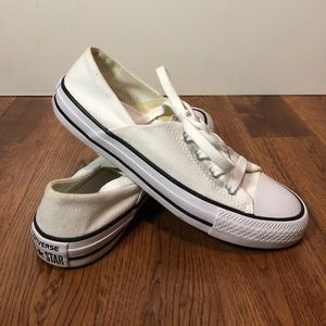 Converse Chuck Taylor All Star Dainty Low Top